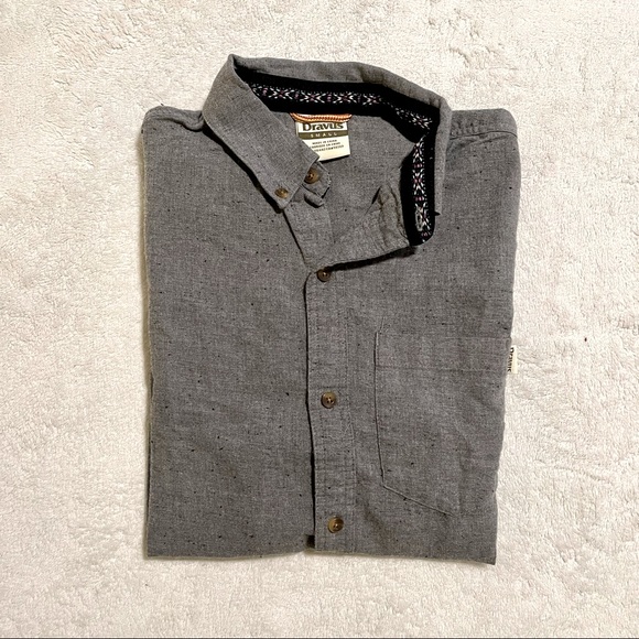 DRAVUS Embroidered Collar Button-down Shirt - Picture 3 of 3